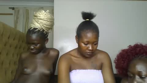 creamy_pie1 online show from 02.16.26