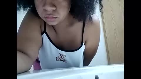 creamyellax online show from 02.15.26