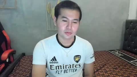 Snapshot of creamynow chatting on 12.05.24 BareCreamyCum online show from 12.05.24