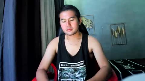 Snapshot of creamynow chatting on 12.27.24 BareCreamyCum online show from 12.27.24