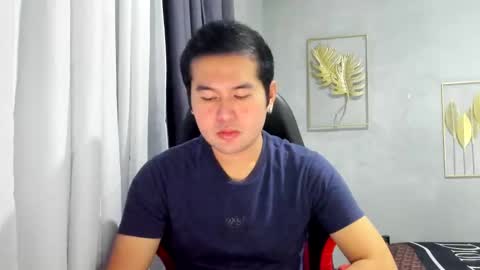 Snapshot of creamynow chatting on 01.12.25 BareCreamyCum online show from 01.12.25