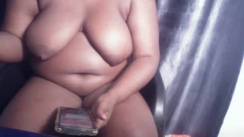 creamyposh1 online show from 11.21.25