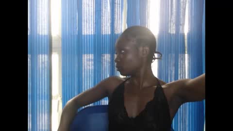 Snapshot of creamyxsugar chatting on 09.19.25 creamyxsugar online show from 09.19.25