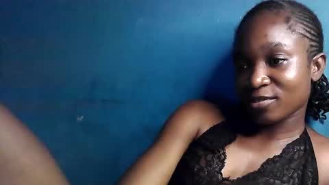 Snapshot of creamyxsugar chatting on 10.23.25 creamyxsugar online show from 10.23.25