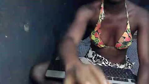 Snapshot of creamyxsugar chatting on 02.15.26 creamyxsugar online show from 02.15.26