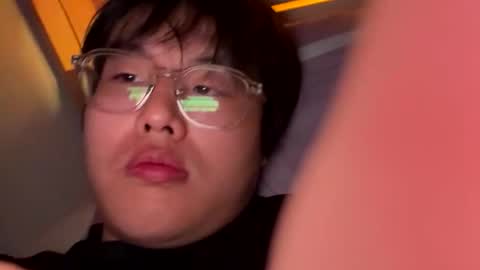 creativekwon01 online show from 11.30.25