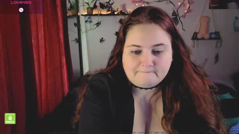 Snapshot of crim0nrose chatting on 06.09.26 Crimson Rose online show from 06.09.26