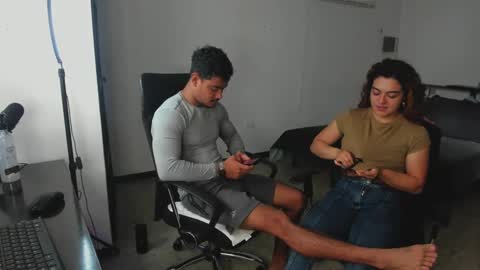 Crimson heart online show from 12.19.24