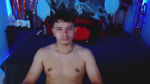 Snapshot of crisandmery chatting on 10.24.25 CRISANDMERY online show from 10.24.25