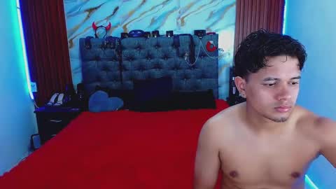 CRISANDMERY online show from 03.23.26