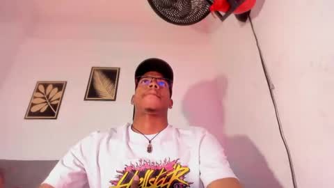 criss_zuri online show from 04.23.26