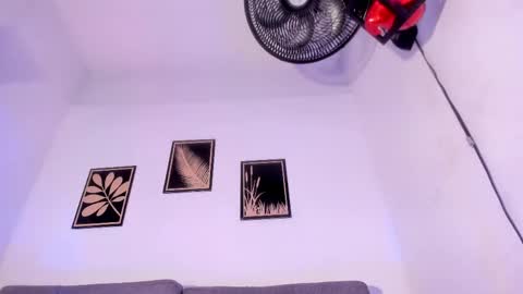 criss_zuri online show from 05.06.26