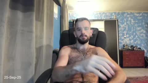 Snapshot of crissstud chatting on 09.25.25 Criss online show from 09.25.25