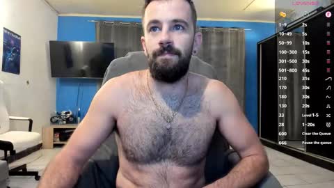 Snapshot of crissstud chatting on 12.22.25 Criss online show from 12.22.25