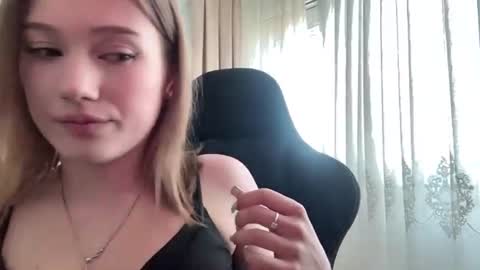 crissymemo online show from 06.16.26