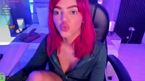 Snapshot of cristal__adams chatting on 10.03.25 cristal__adams online show from 10.03.25