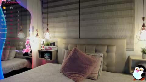 Snapshot of cristal__hot_1 chatting on 02.13.26 Cristal online show from 02.13.26