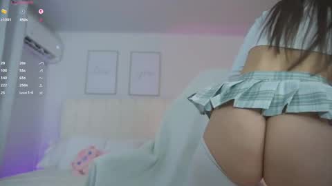 Cristal  online show from 11.21.25