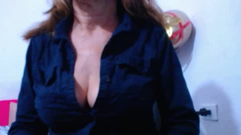 cristal_collins1 online show from 02.20.25