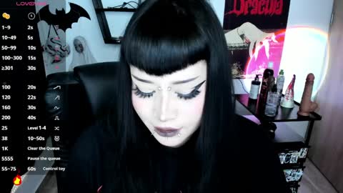 Snapshot of cristal_kosh chatting on 04.06.26 Cris online show from 04.06.26