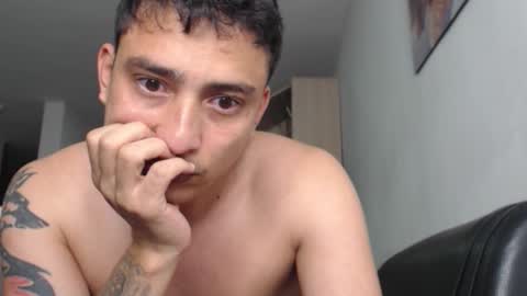 Snapshot of cristal_loverss chatting on 09.14.25 cristal beautiful online show from 09.14.25