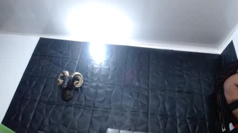 Hanna  online show from 12.21.25