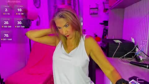 Cristal Ayala online show from 06.17.26