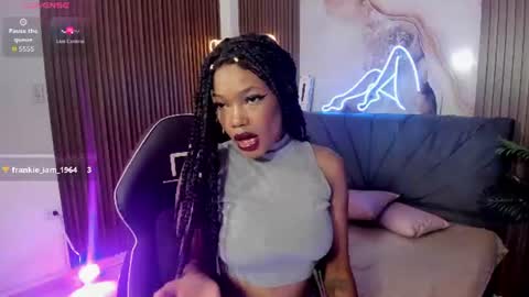 Crystalbroke  online show from 06.12.26