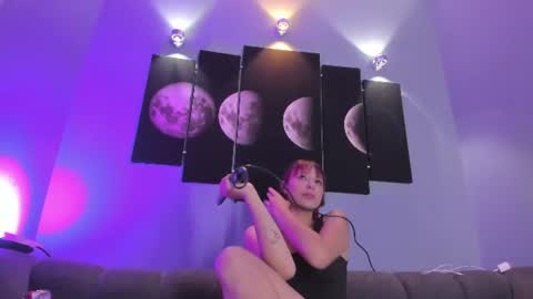 cristalfoxy_ online show from 08.04.26