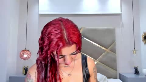  Independent Model online show from 02.05.25