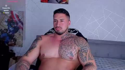 Snapshot of cristian_walker chatting on 06.25.26 cristian walker online show from 06.25.26