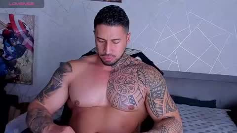 Snapshot of cristian_walker chatting on 06.26.26 cristian walker online show from 06.26.26