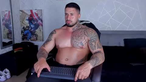 Snapshot of cristian_walker chatting on 07.31.26 cristian walker online show from 07.31.26