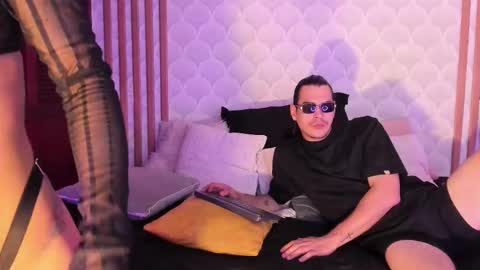 Snapshot of cristianblaze_pamelareal chatting on 03.21.26 Cris Pame online show from 03.21.26