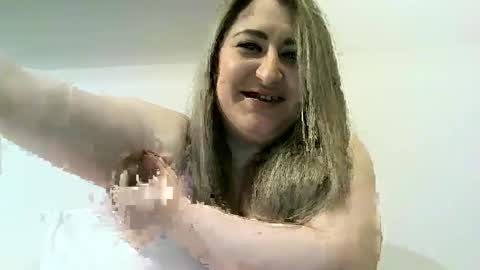 Snapshot of cristina20021991 chatting on 12.22.24 cristina20021991 online show from 12.22.24