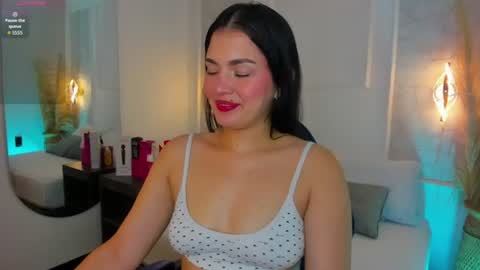 C R I S T I N A online show from 07.10.26