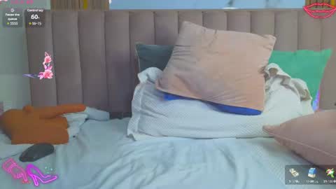 Snapshot of cristinsexy_ chatting on 07.28.26 Cristina online show from 07.28.26
