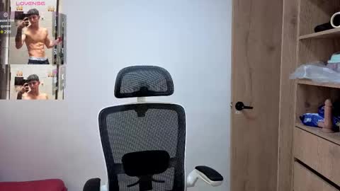 cristopher23  online show from 10.11.25