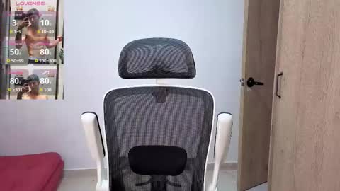 cristopher23  online show from 10.12.25