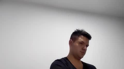 Snapshot of cristopher3042 chatting on 02.08.25 cristopher3042 online show from 02.08.25