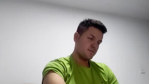 Snapshot of cristopher3042 chatting on 02.09.25 cristopher3042 online show from 02.09.25