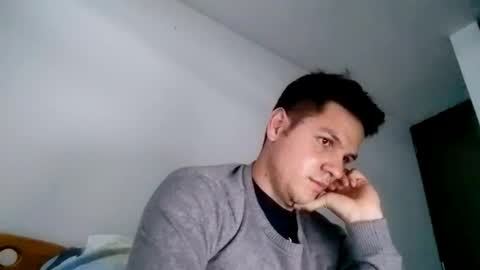 Snapshot of cristopher3042 chatting on 02.19.25 cristopher3042 online show from 02.19.25