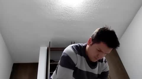 Snapshot of cristopher3042 chatting on 03.04.25 cristopher3042 online show from 03.04.25