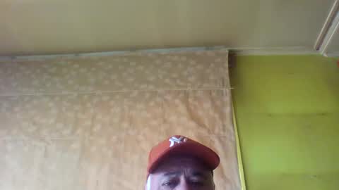 Snapshot of crmperez chatting on 12.30.24 crmperez online show from 12.30.24