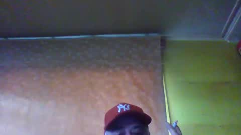 Snapshot of crmperez chatting on 01.04.25 crmperez online show from 01.04.25