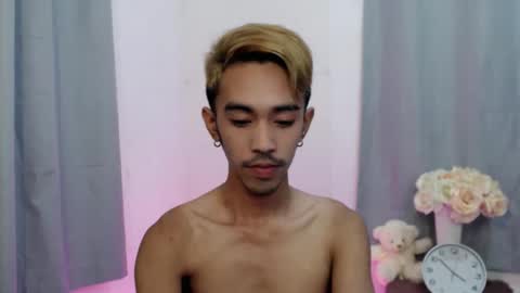 crocodale online show from 11.14.25