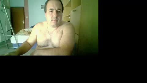 Snapshot of crodick1 chatting on 10.27.25 smallcookboy online show from 10.27.25
