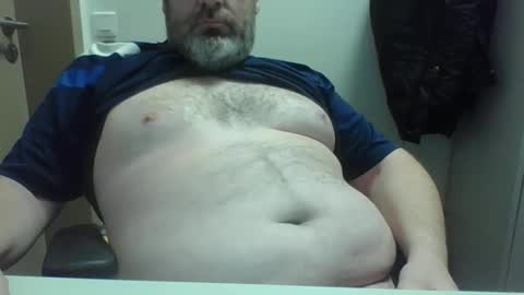 Snapshot of crouch1 chatting on 01.19.26 Crouch1 online show from 01.19.26