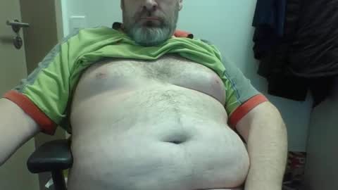 Snapshot of crouch1 chatting on 02.11.26 Crouch1 online show from 02.11.26