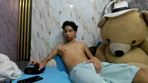 cruzito_hot_x21 online show from 07.28.26